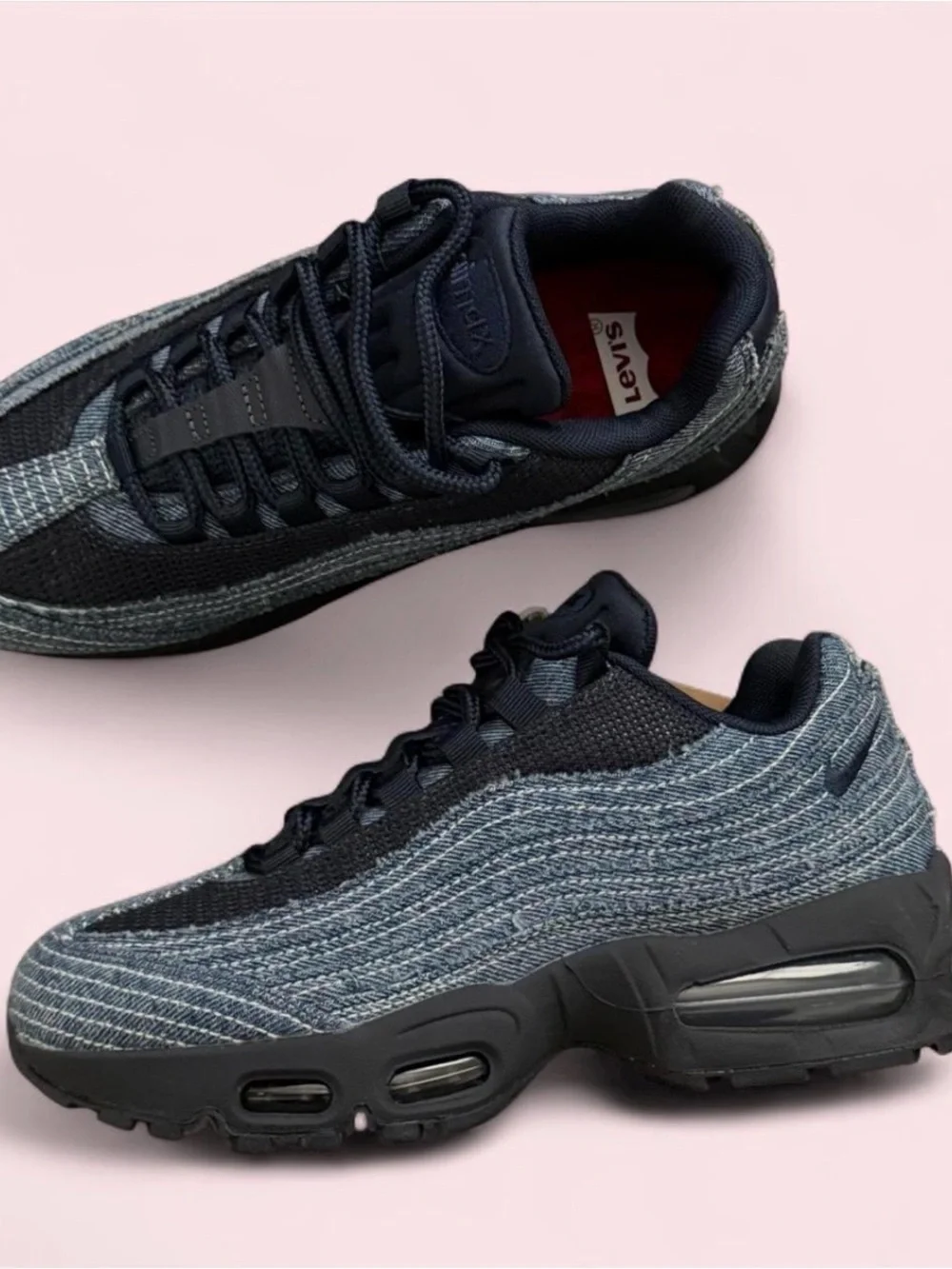 Levi’s x Nike Air Max 95 OG ‘Obsidian’